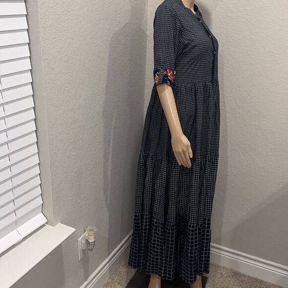 Bombay & Paisley floral and plaid tiered maxi dress - Picture 4 of 12